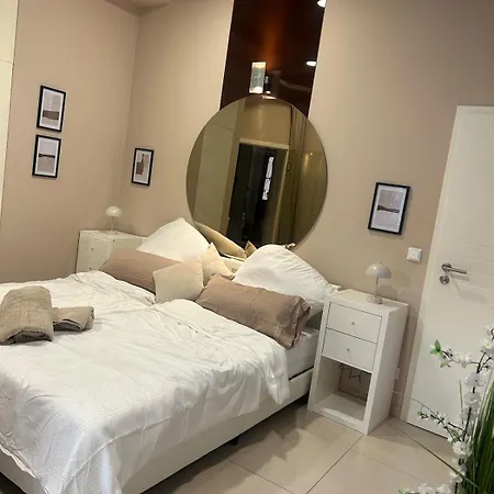 Apartmán Wohnen Im Beauty Salon- Im Herzen Von