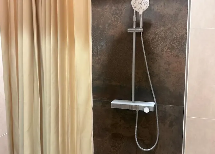 Apartmán Wohnen Im Beauty Salon- Im Herzen Von *